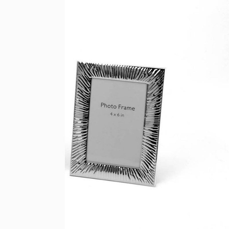 groovy-design-silver-photo-frame-color-silver-size-4x6